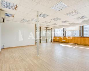 Office for sale in  Barcelona Capital  with Air Conditioner