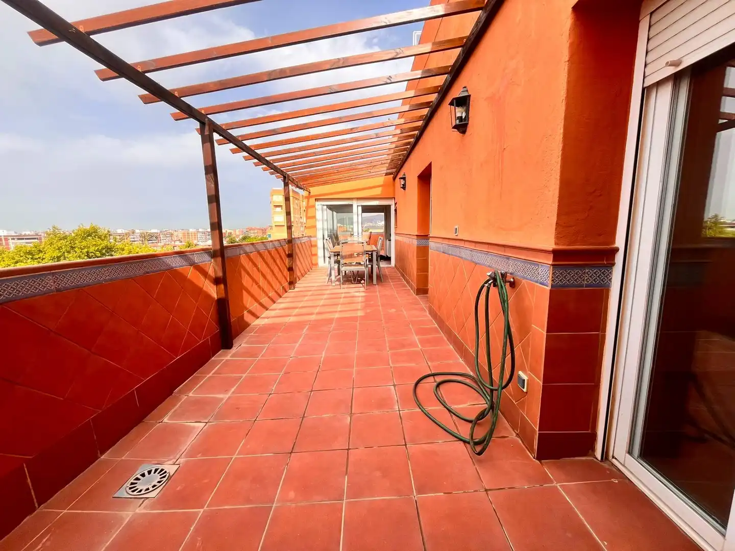 Terrasse von Dachboden zur Miete in Córdoba mit Klimaanlage und Terrasse