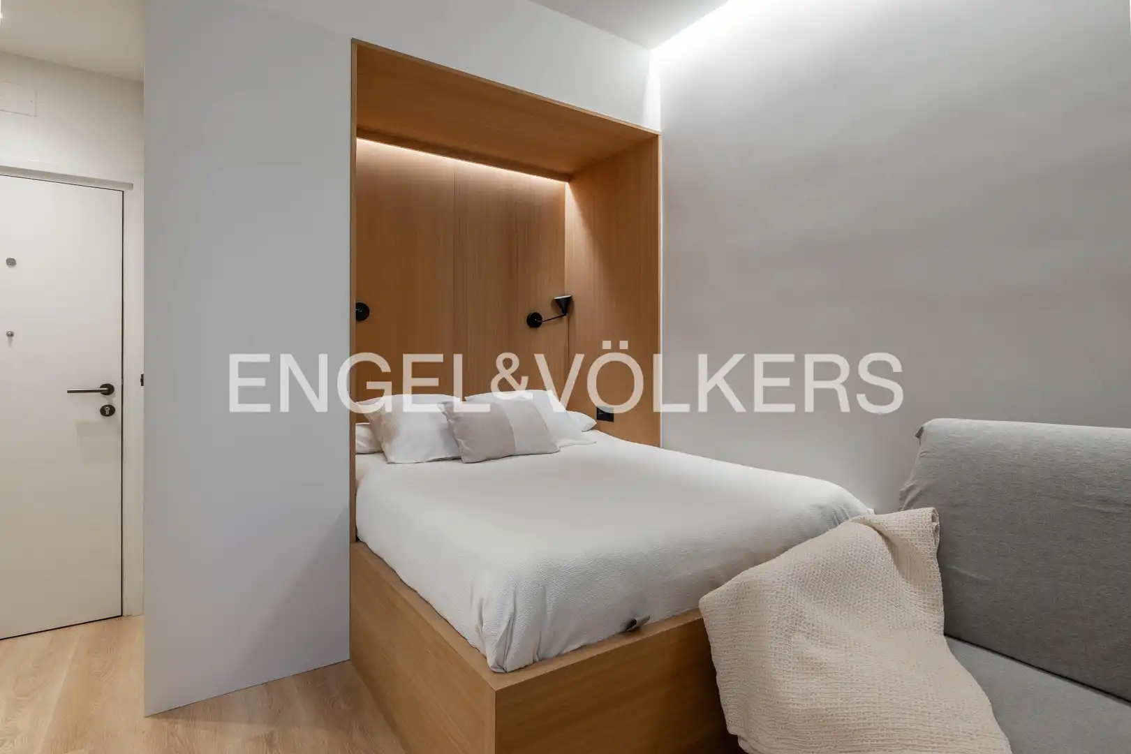 Schlafzimmer von Wohnung zur Miete in Donostia - San Sebastián  mit Heizung, Terrasse und Möbliert