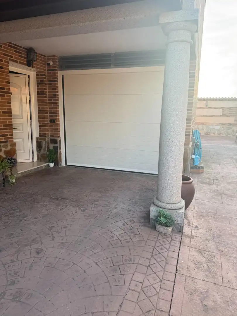Parking of Detached homes for sale in Mocejón  with Air Conditioner, Heating and Private garden