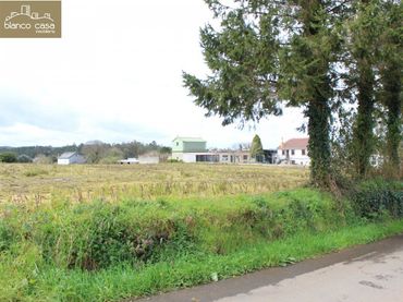 Terreni e lotti in vendita a Carballo