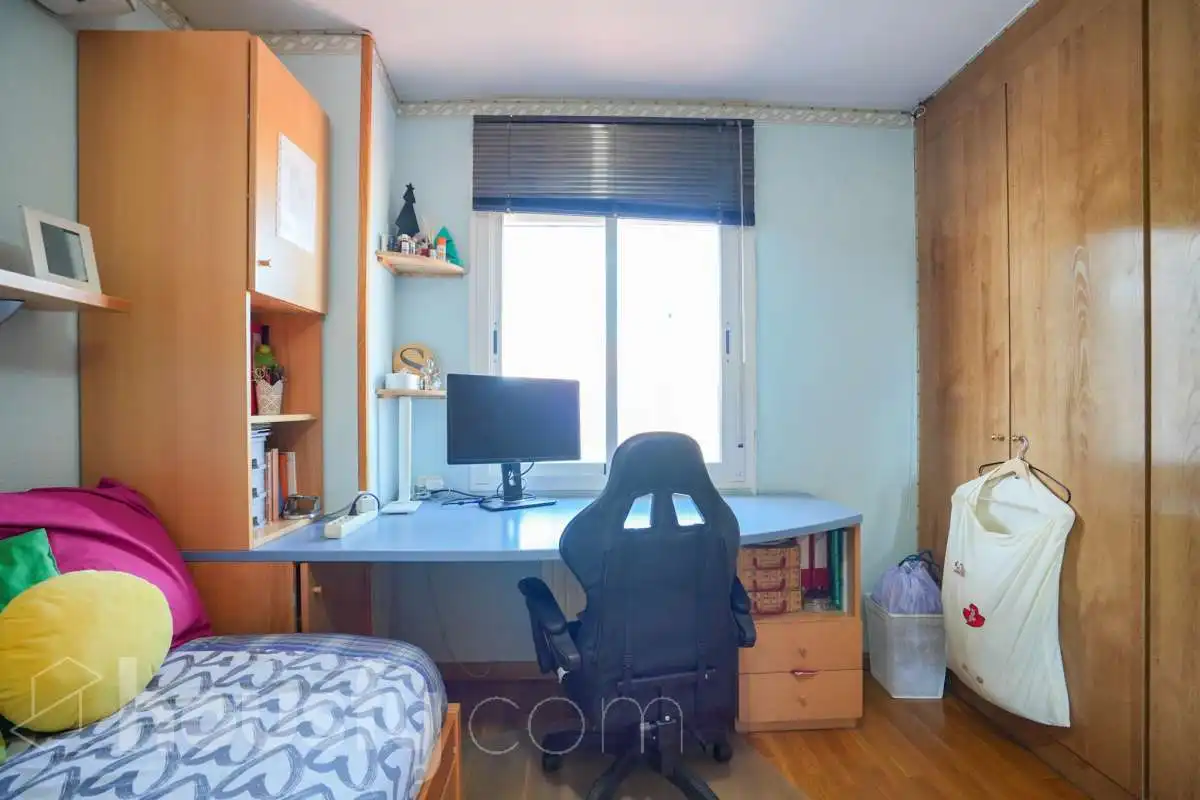 Habitación de Casa o chalet en venta en Rivas-Vaciamadrid con Aire acondicionado, Calefacción y Jardín privado