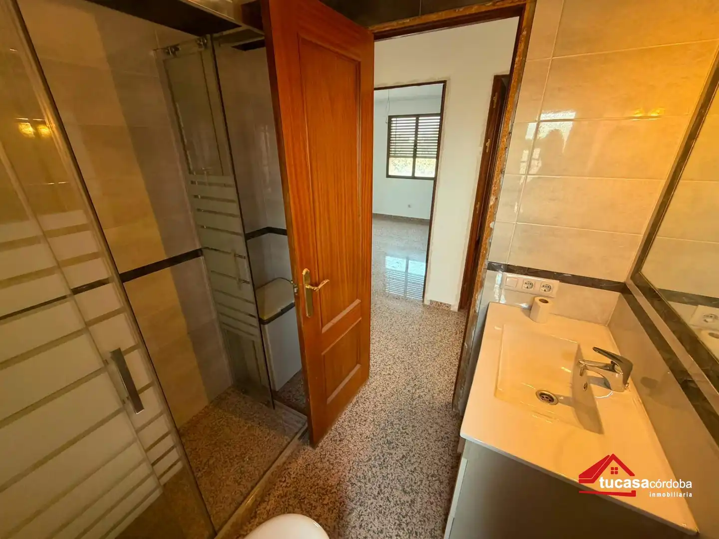 Bathroom of Flat for sale in Córdoba