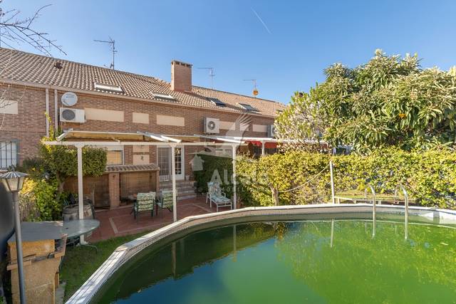 Casa-chalet en Venta en Villanueva de la Torre