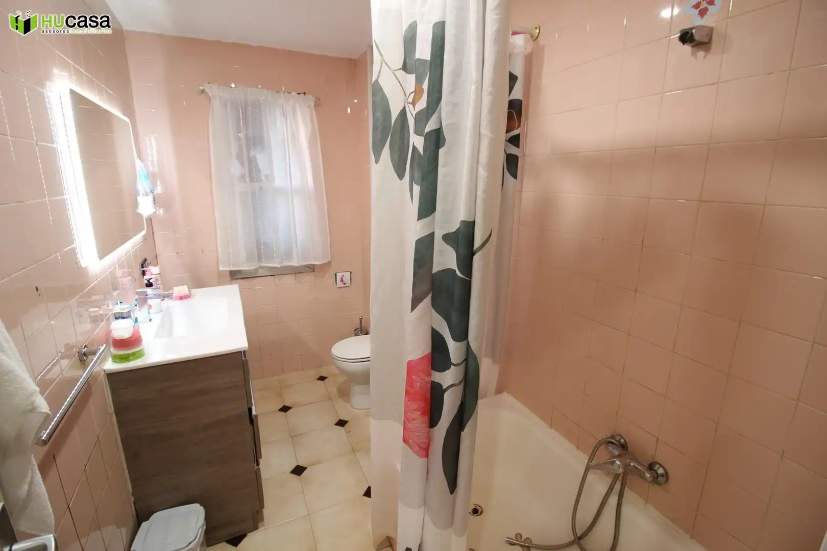 Badezimmer von Wohnung zum Verkauf in Toledo mit Klimaanlage, Heizung und Terrasse