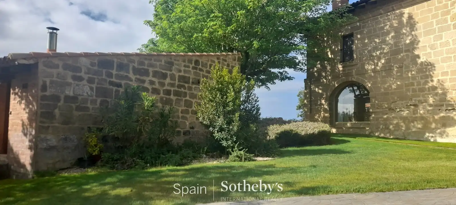 Residential zum Verkauf in Villalba de Rioja