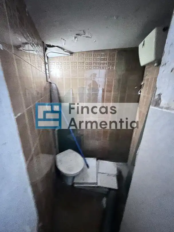 Local comercial de lloguer a Diputacion, imagen 15