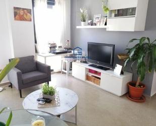 Living room of Flat for sale in  Cádiz Capital  with Parquet flooring
