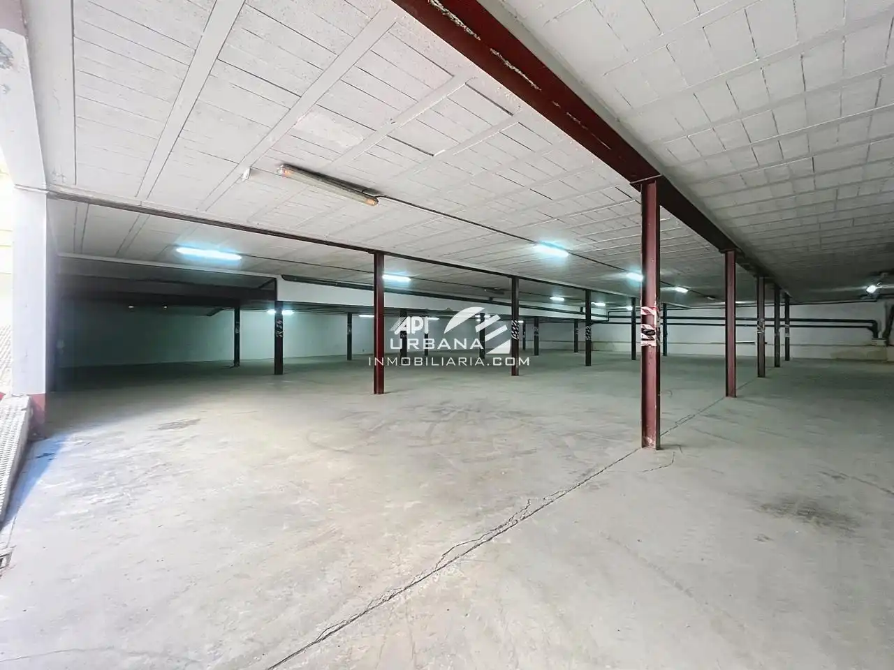 Fabrikhallen zur Miete in Lucena