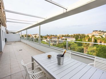 Attique avec piscine à vendre à Camí del Llavador 5