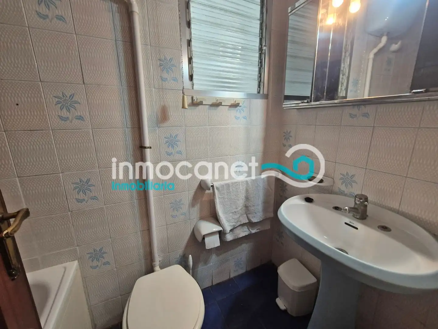 Badezimmer von Wohnungen zum Verkauf in Oliva mit Klimaanlage, Terrasse und Balkon