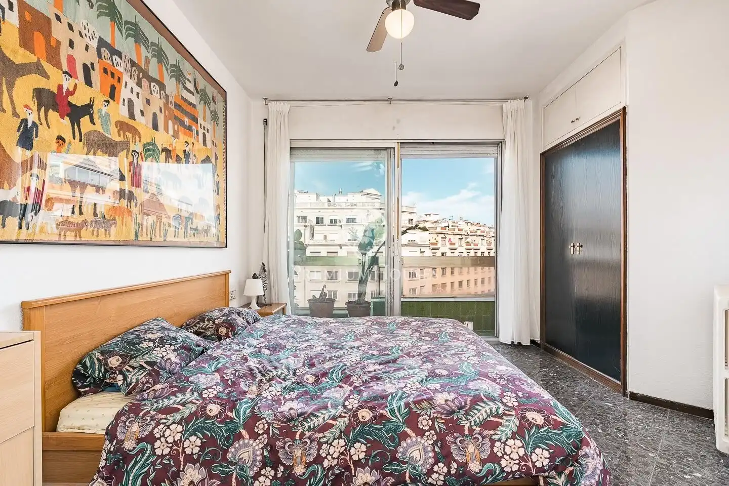 Habitación de Piso en venta en Barcelona con Calefacción, Terraza y Balcón