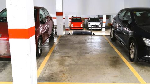 Foto 2 de Garaje en venta en Carrer de Santa Marta, Can Vinader, Castelldefels
