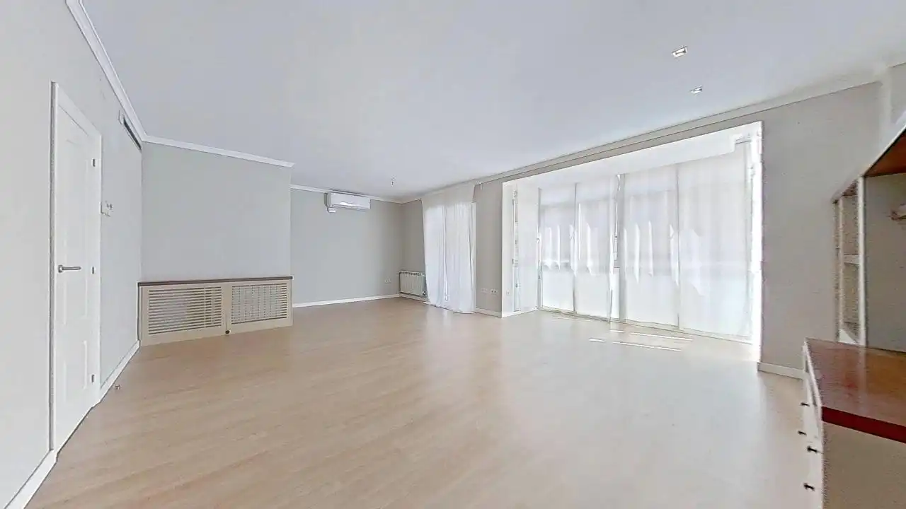 Sala de estar de Piso en venta en Barcelona con Aire acondicionado, Calefacción y Amueblado