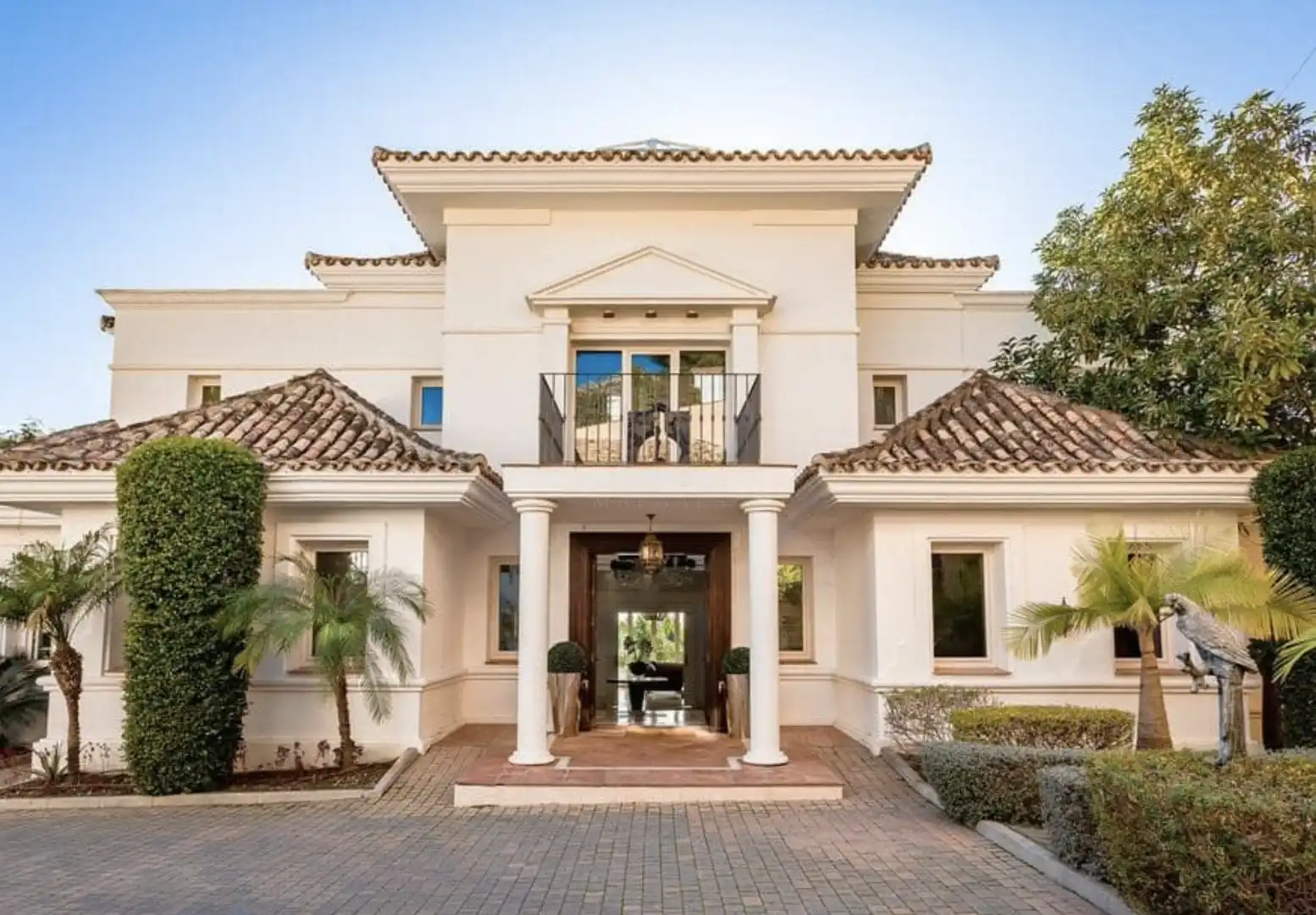 Vista exterior de Casa o chalet de alquiler en Marbella con Aire acondicionado, Jardín privado y Piscina
