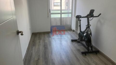 Foto 4 de Pis en venda a Avda. de Portugal, Couto, Ourense Capital