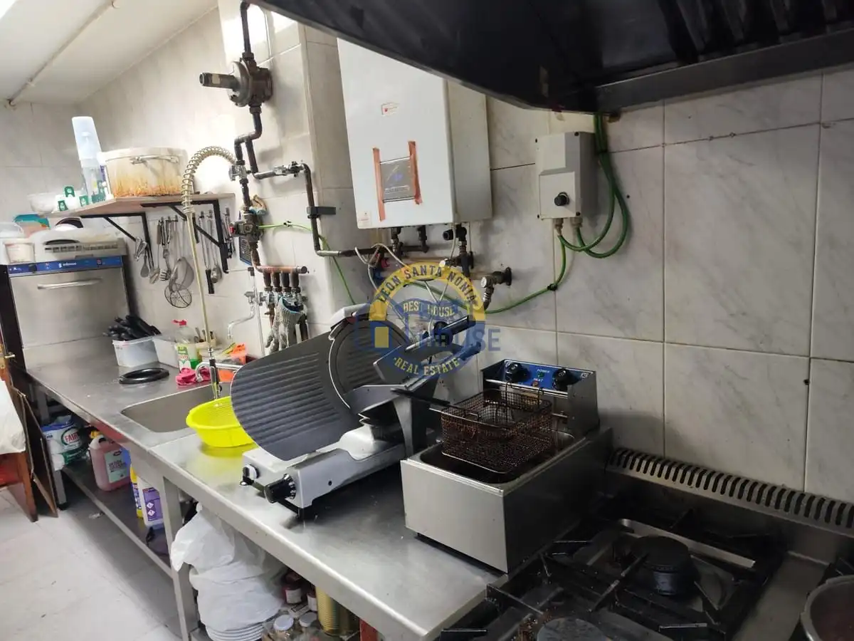 Business premises for sale in Casco Antiguo, imagen 13