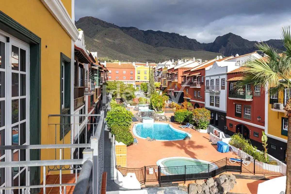 Terraced house with pool for sale in Jardin Botanico, imagen 16