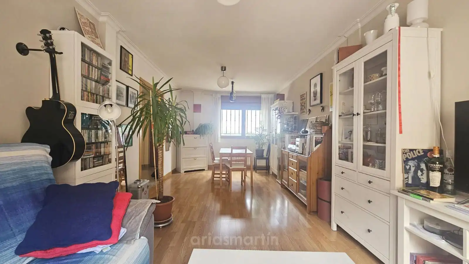 Sala d'estar de Casa adosada de lloguer en Salamanca amb Calefacció, Terrassa i Moblat