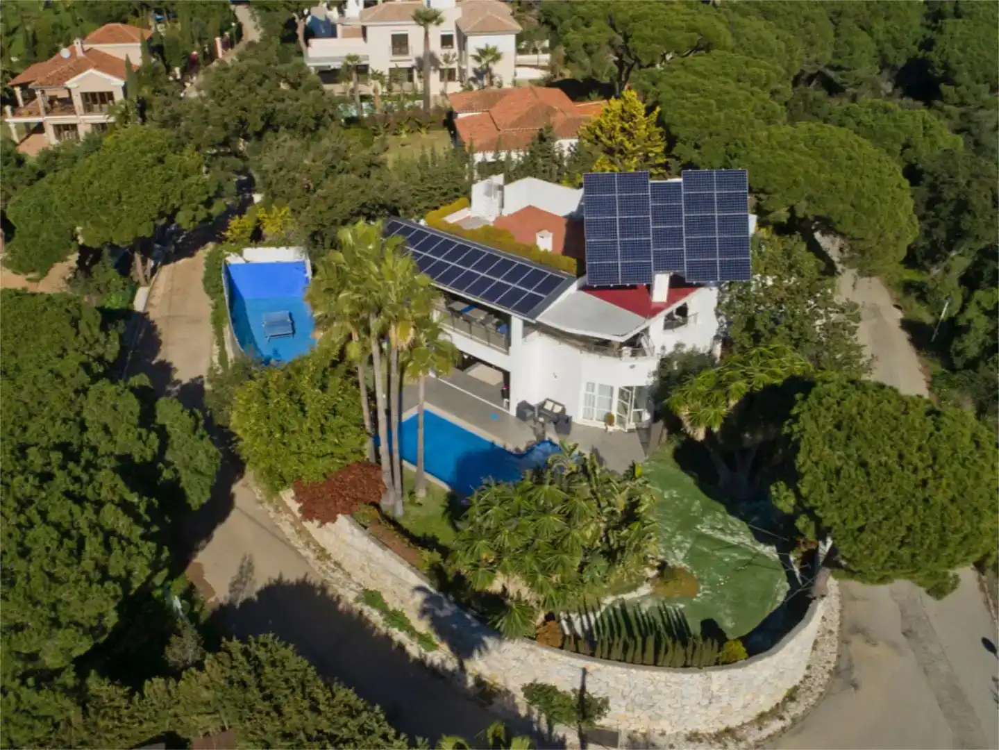Vista exterior de Casa o chalet en venta en Marbella con Aire acondicionado, Jardín privado y Trastero