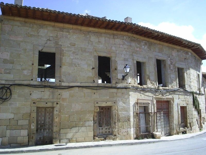 Vista exterior de Edifici en venda en Budia