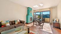 Living room of Single-family semi-detached for sale in Benahavís  with Balcony