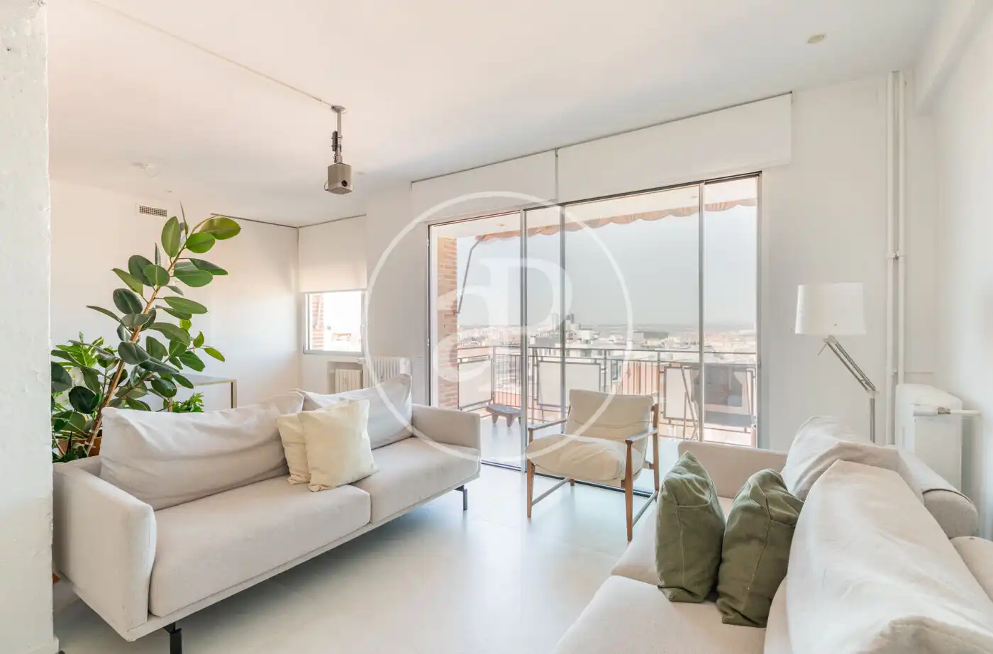 Wohnzimmer von Wohnung zur Miete in Madrid mit Klimaanlage, Heizung und Terrasse