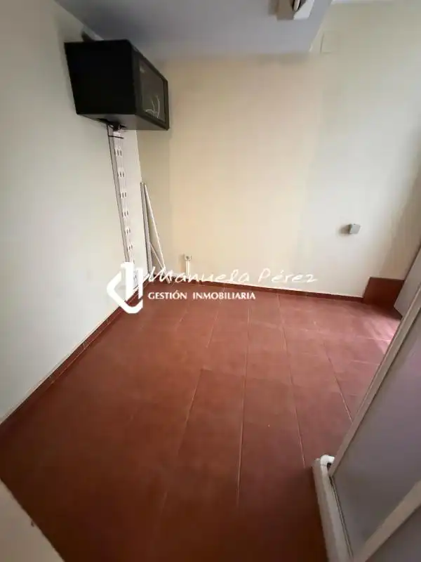 Schlafzimmer von Gebäude zur Miete in Cáceres