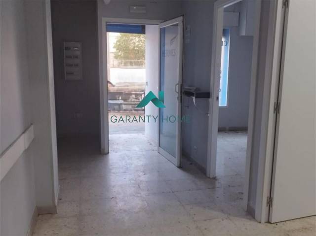 Local comercial en Alquiler en Parque Alcosa