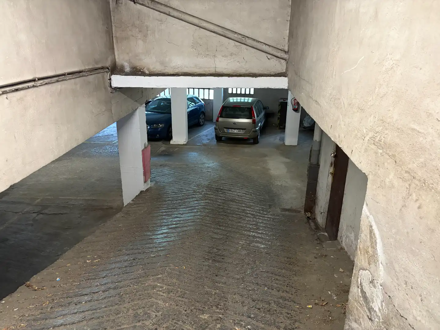 Parking de Piso en venta en Ugao- Miraballes con Calefacción, Terraza y Trastero