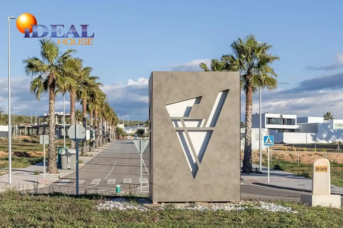 Terreny residencial en venda a Calle 18220 44
