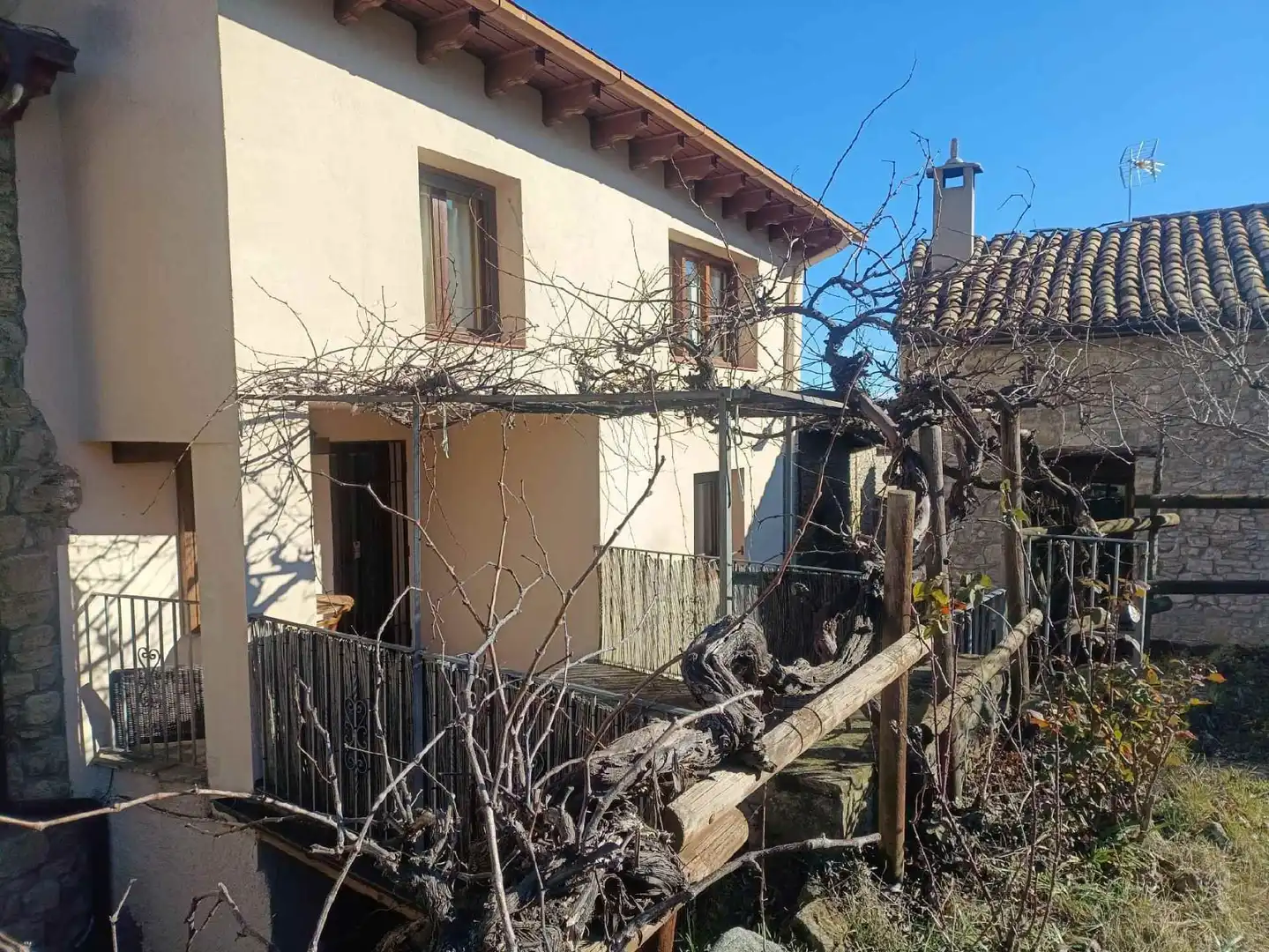 Vista exterior de Casa o xalet en venda en Graus amb Calefacció, Jardí privat i Traster