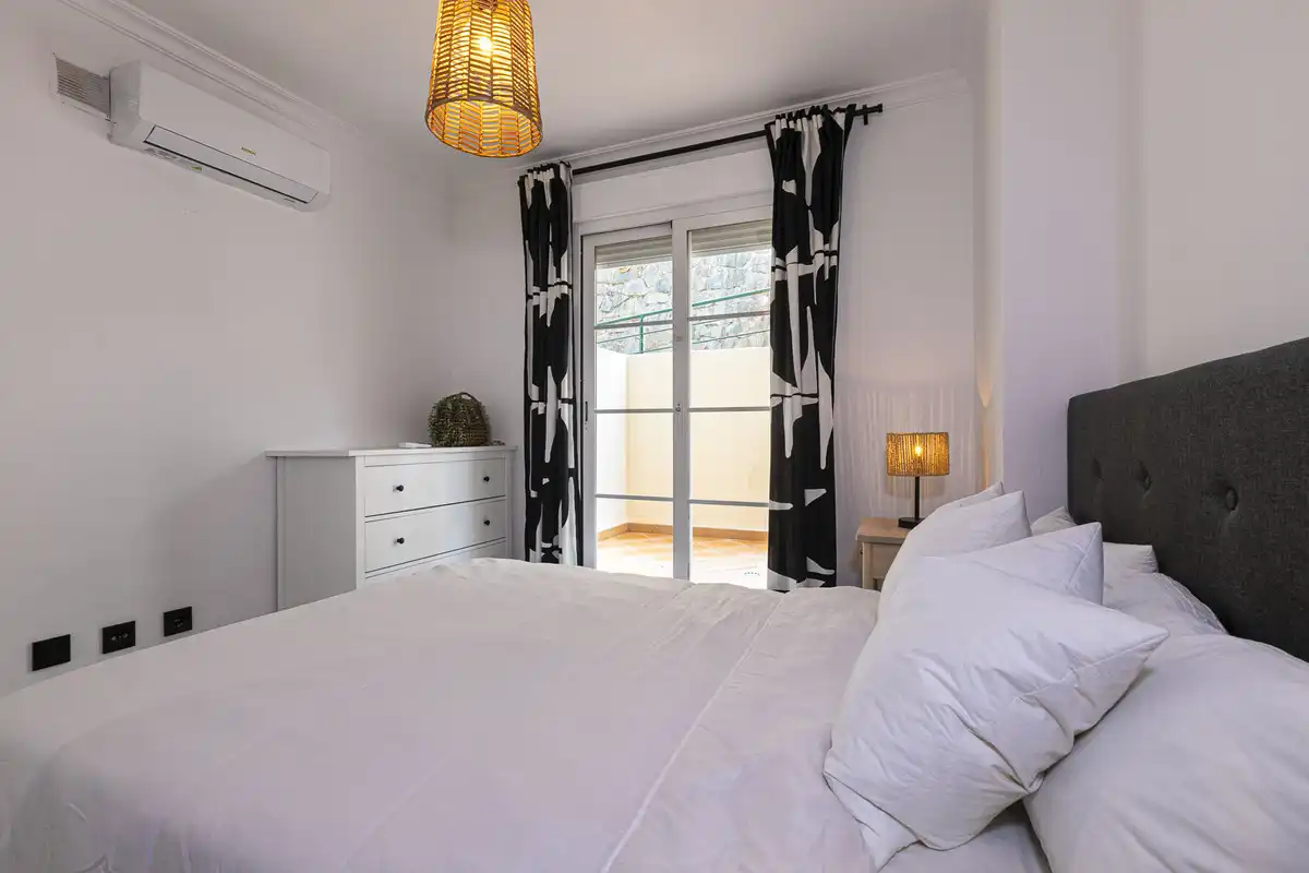 Bedroom of Apartments for sale in Marbella  with Air Conditioner, Heating and Terrace