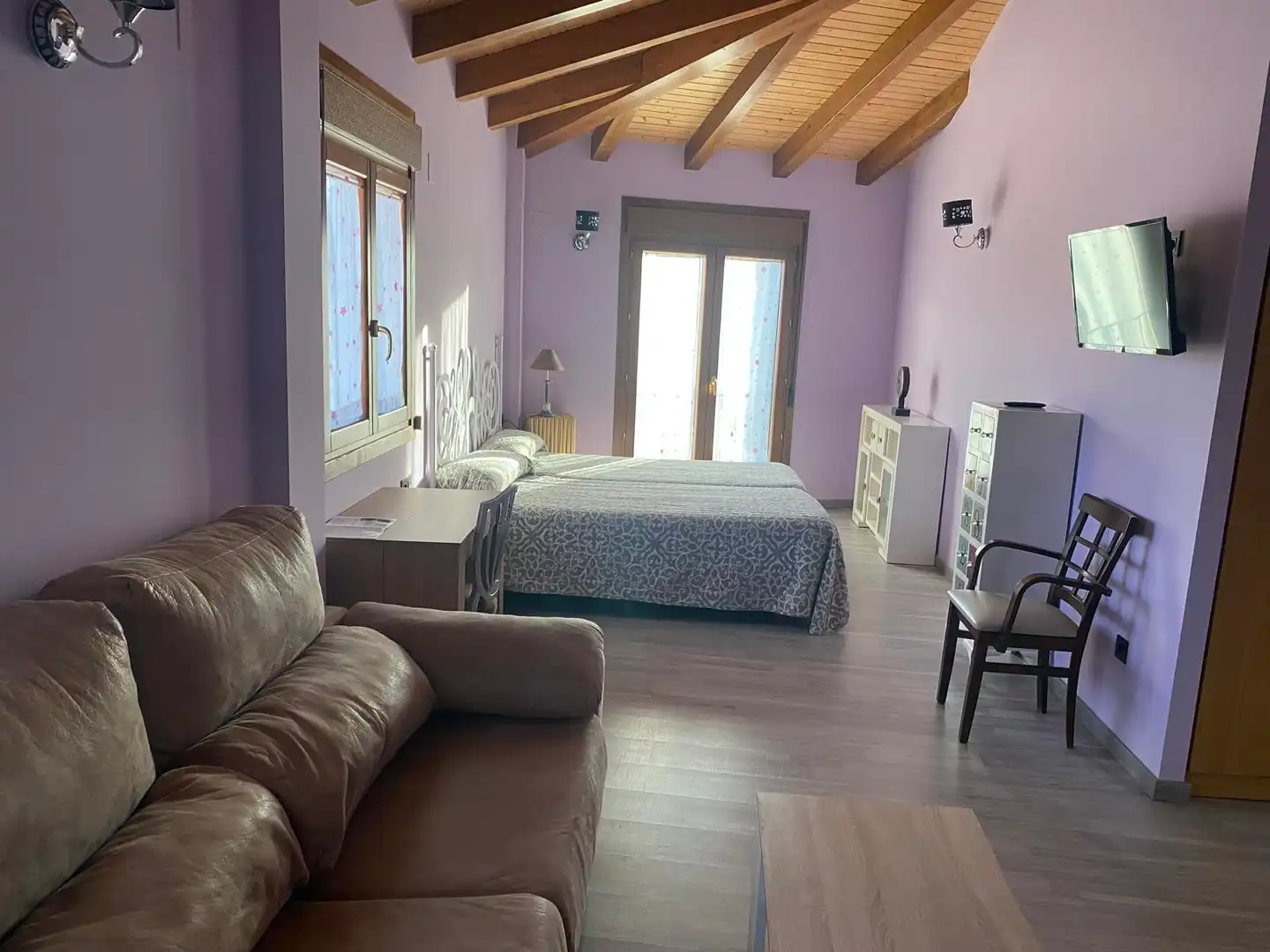 Habitación de Edificio en venta en Anento