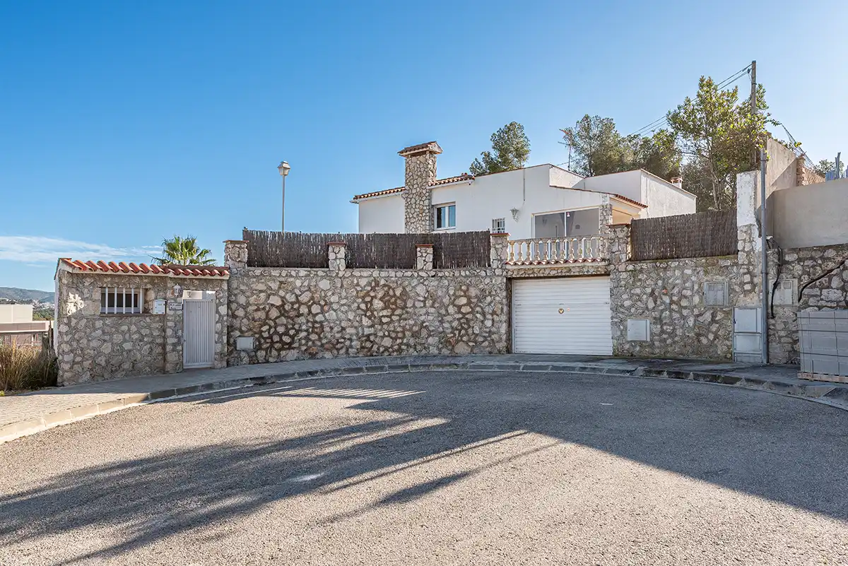 Exterior view of Houses for sale in Sant Pere de Ribes  with Heating, Terrace and Swimming Pool