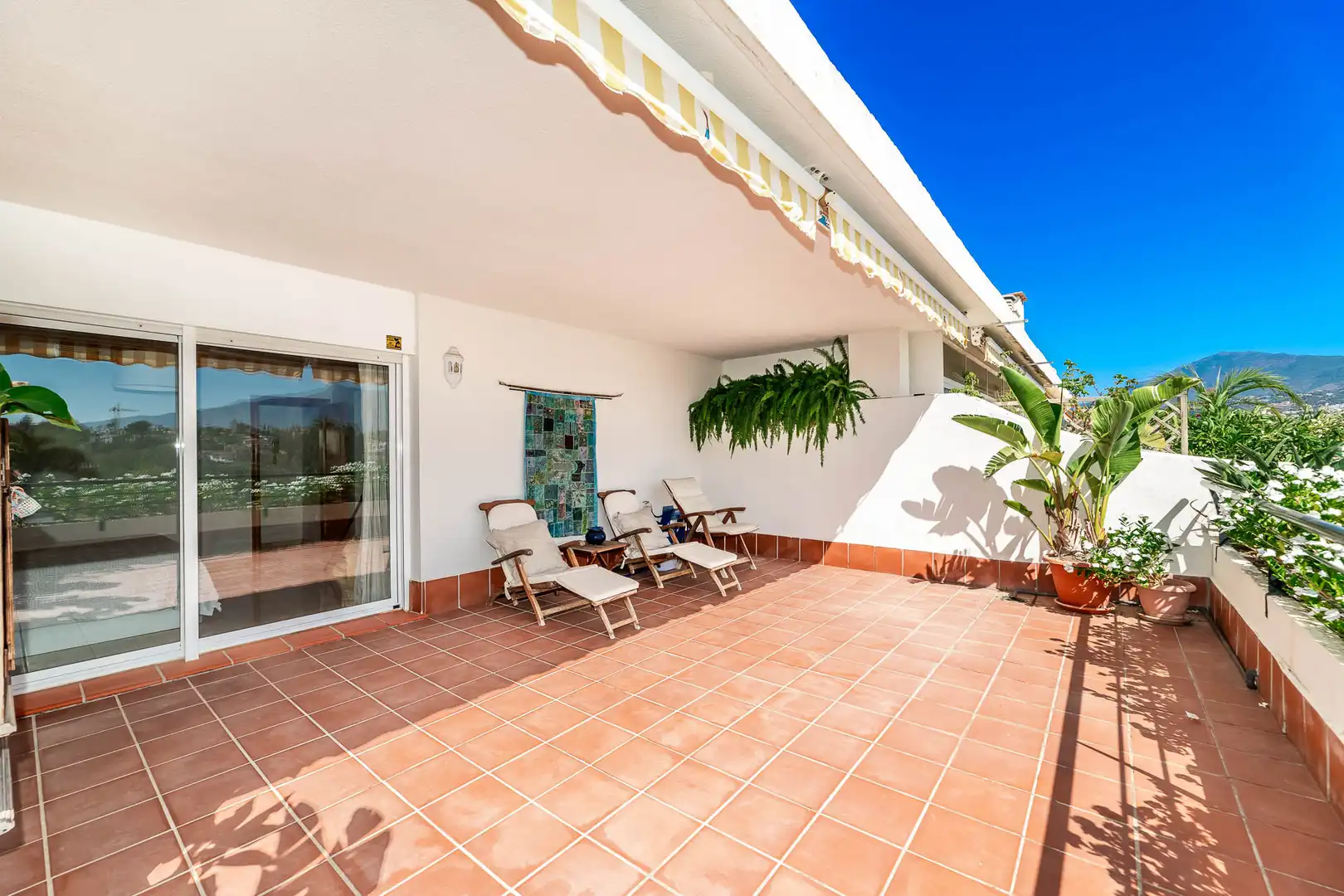 Terraza de Ático en venta en Marbella con Aire acondicionado, Calefacción y Terraza