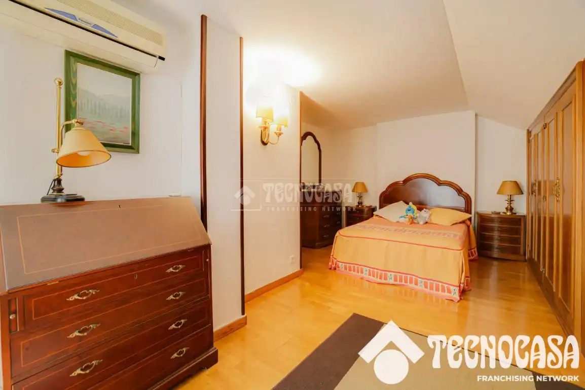 Habitación de Ático en venta en Barcelona con Aire acondicionado, Calefacción y Terraza