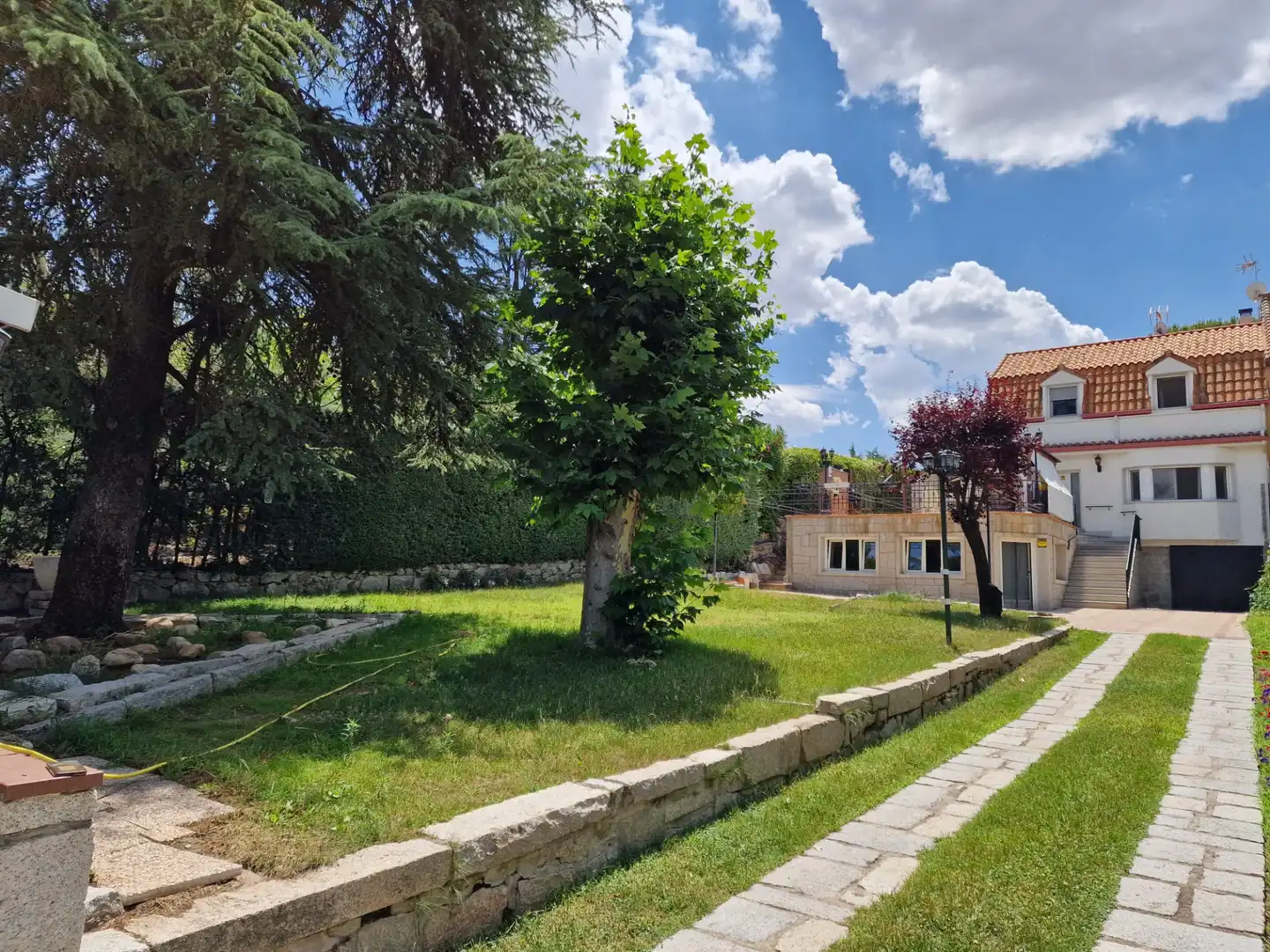 Garden of Detached homes for sale in Colmenar Viejo  with Air Conditioner, Heating and Private garden
