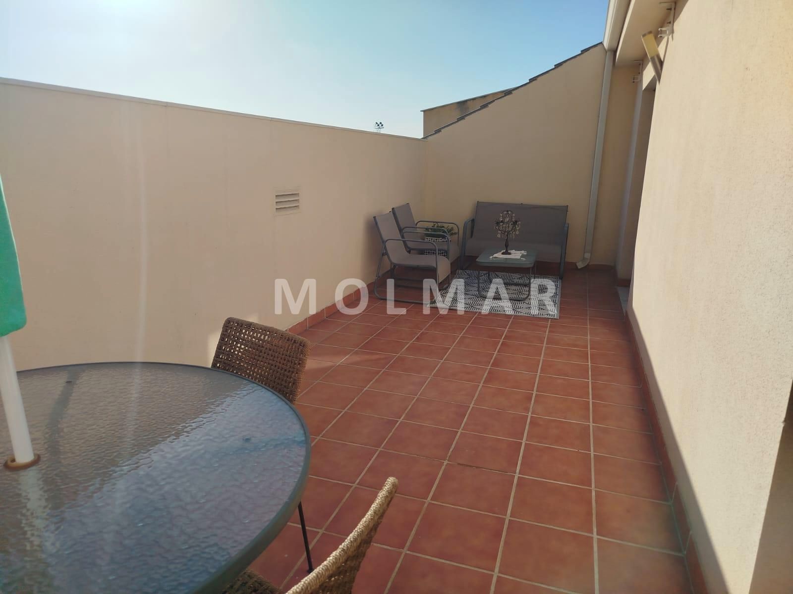 Terrasse von Dachboden zum Verkauf in Almazora / Almassora mit Terrasse, Abstellraum und Möbliert