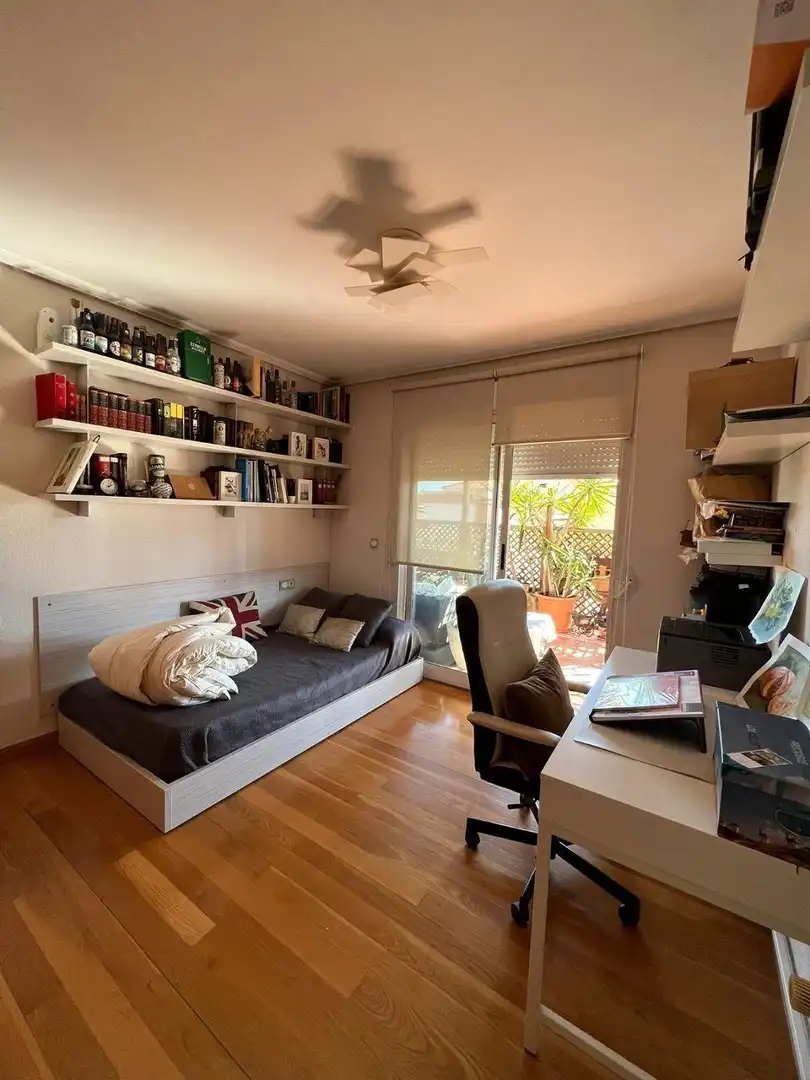 Habitación de Ático en venta en Murcia con Aire acondicionado y Trastero
