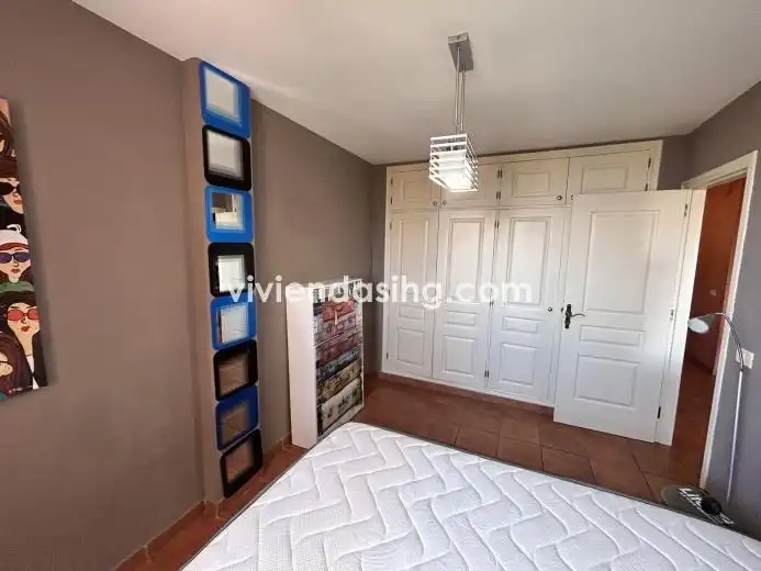 Habitación de Apartamento de alquiler en Santa Úrsula con Terraza, Amueblado y Horno