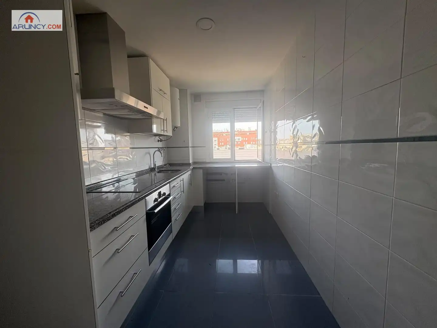 Flat with lift to rent in San Pablo - Santa Justa, imagen 4
