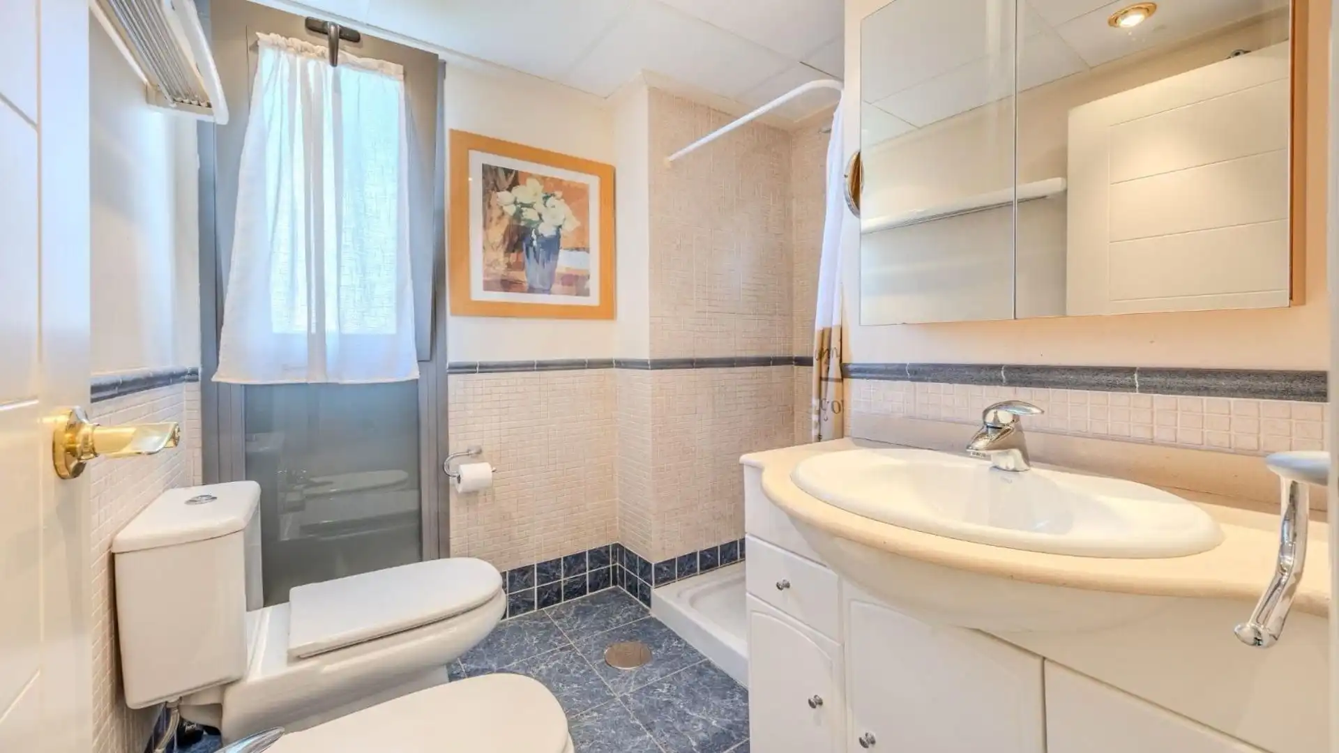 Bany de Pis de lloguer en Via Parque