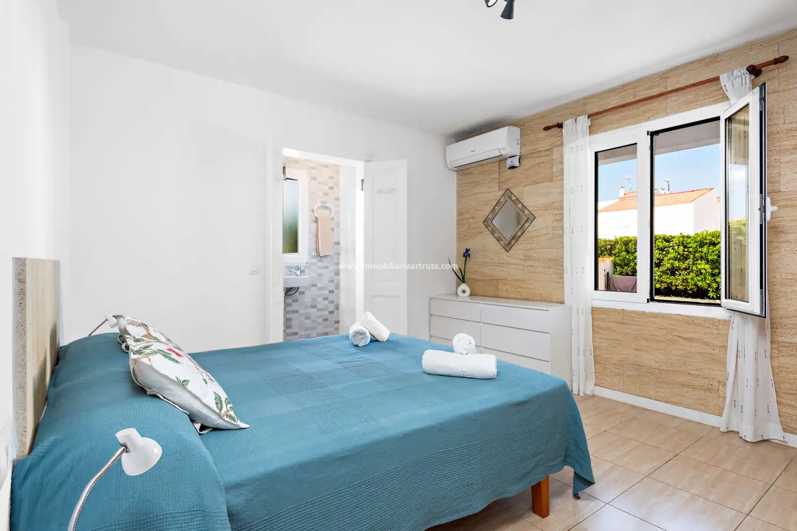 Villa mit Pool zum Verkauf in Cala Blanca, imagen 8