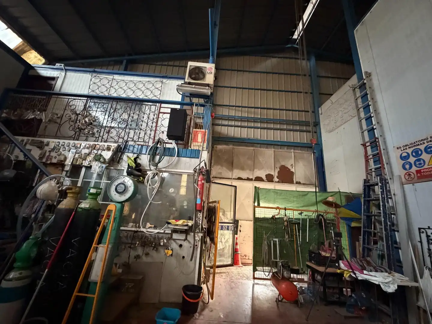 Industrial buildings for sale in San Vicente del Raspeig / Sant Vicent del Raspeig