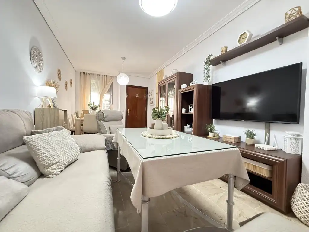 Sala d'estar de Casa o xalet en venda en Villafranca de Córdoba amb Aire condicionat