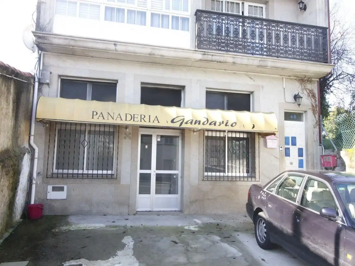 Local comercial en venda a Bergondo, imagen 2