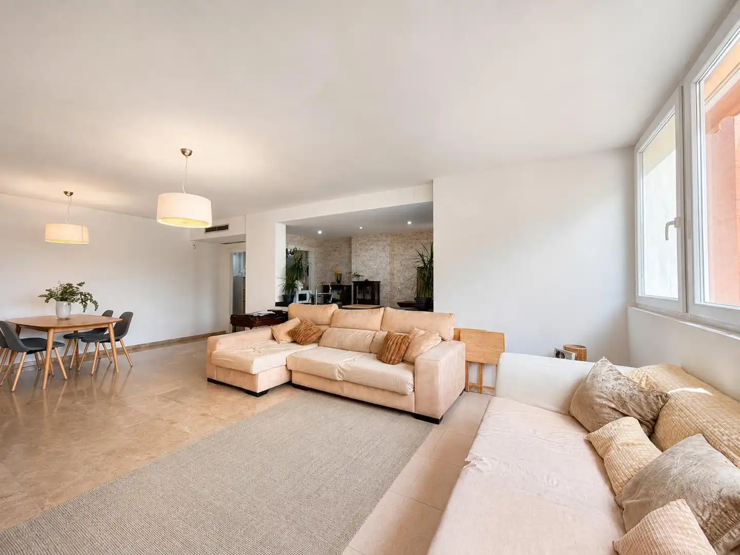 Sala de estar de Piso en venta en Alicante / Alacant con Aire acondicionado, Calefacción y Amueblado