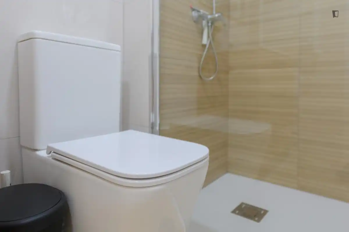 Baño de Apartamento para compartir en Universidad