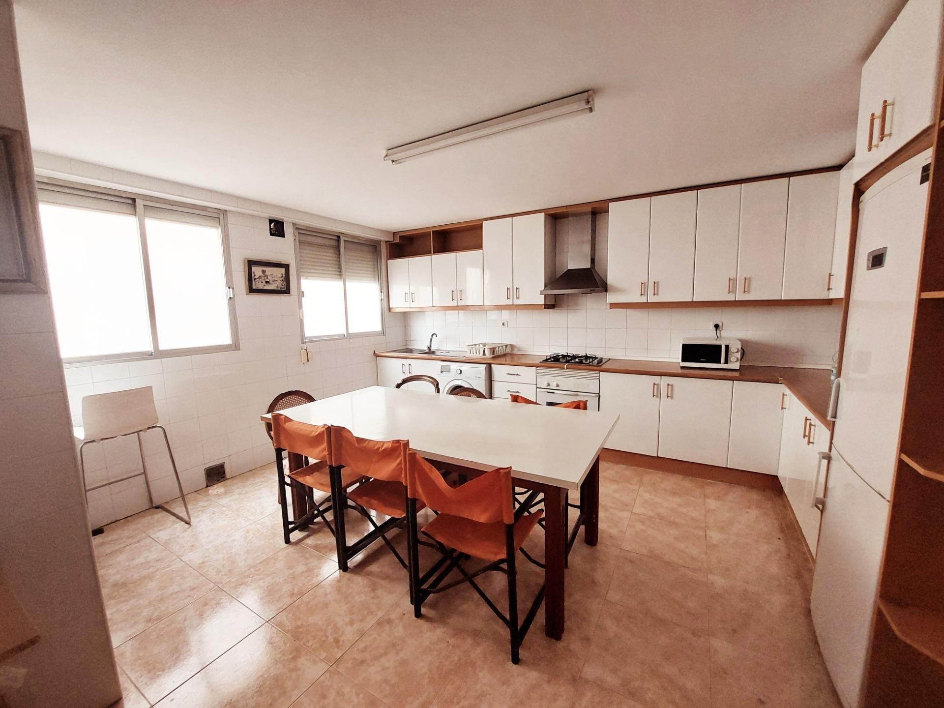 Cocina de Piso en venta en  Murcia Capital con Terraza y Balcón